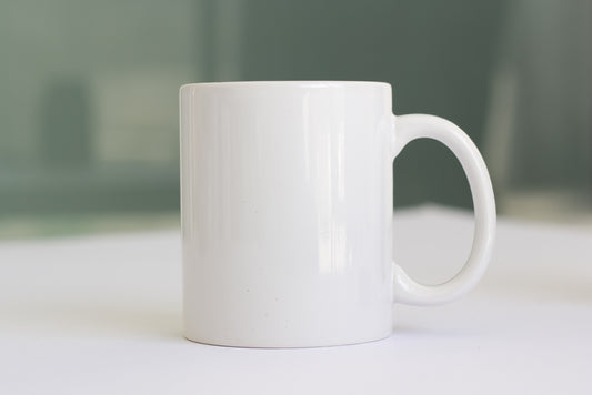 Free Mug Mockup 11 onz